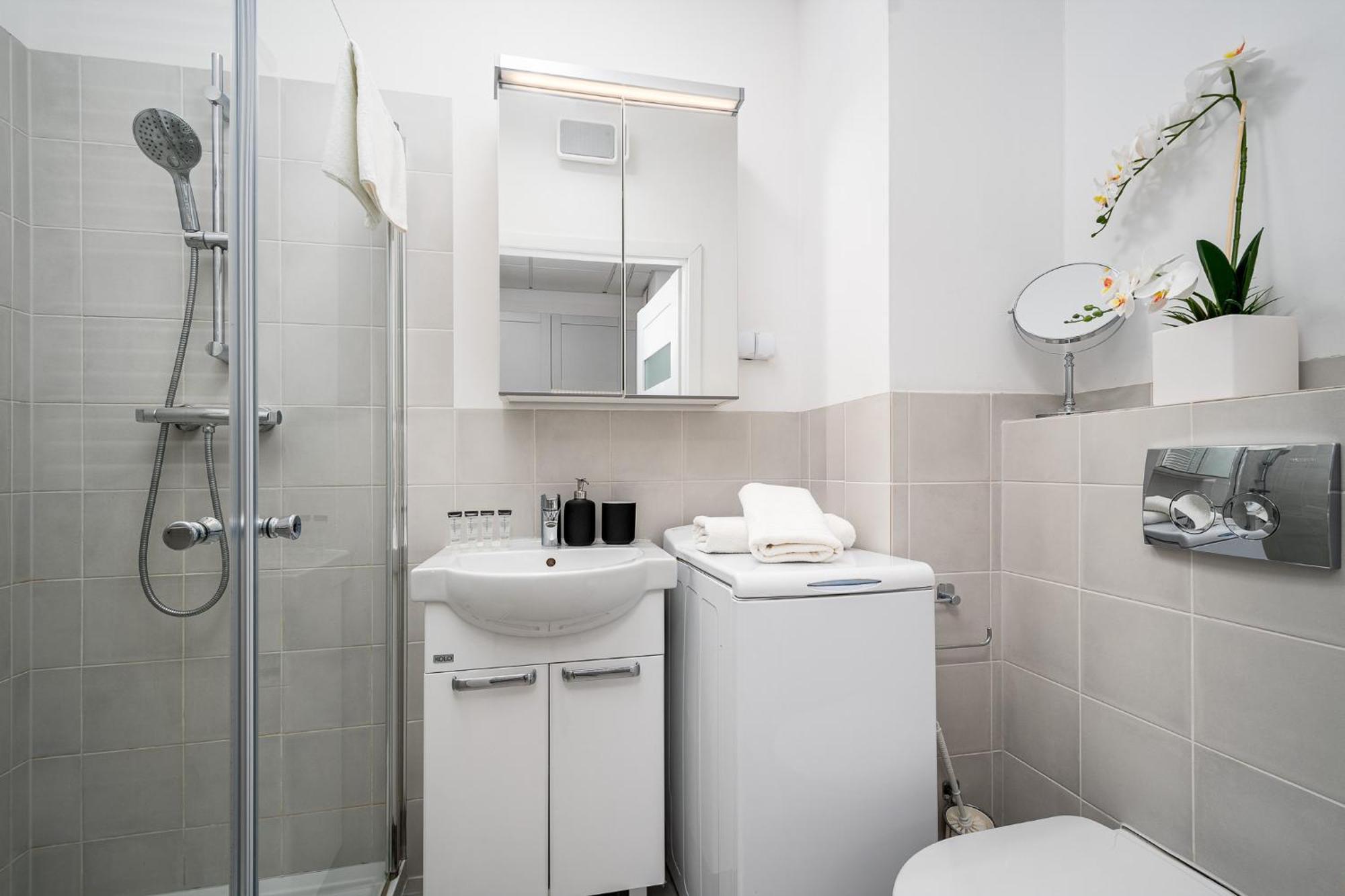 Prymasa Tysiaclecia 83A Free Garage By Perfect Apart Warsaw Luaran gambar