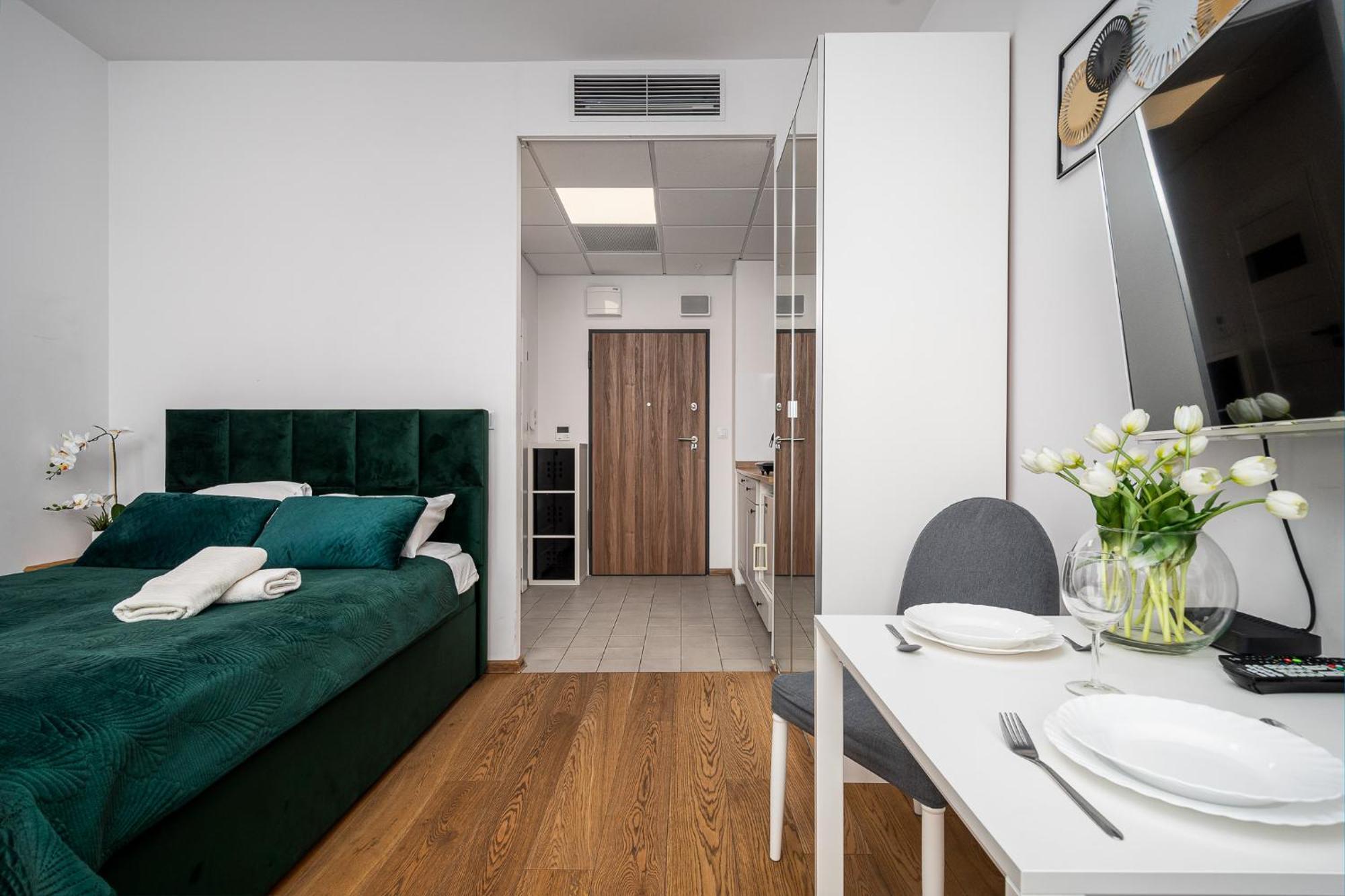 Prymasa Tysiaclecia 83A Free Garage By Perfect Apart Warsaw Luaran gambar